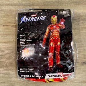Marvel avengers iron man costume size small